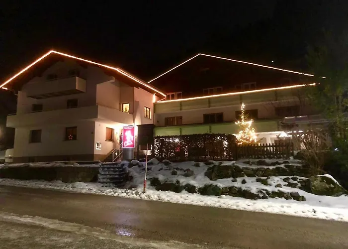 Πανσιόν Garni Brigitte 2*